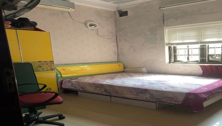 Cho thuê nhà Phố Vương Thừa Vũ, 4 tầng, 50m2, 3 ngủ, 3 WC, 12 Triệu/th